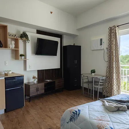 Cozy Staycation Amani Grand Resort Residences Near Cebu Airport With Pool & Gym , Free Wifi
