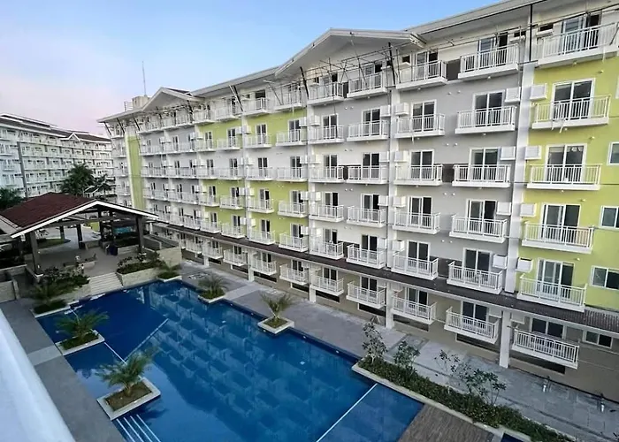 Cozy Staycation Amani Grand Residences Near Cebu Airport With Pool & Gym , Free Wifi 3*