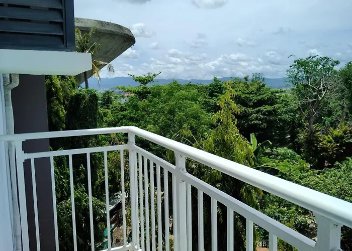 Aparthotel Cozy Staycation Amani Grand Residences Near Cebu Airport With Pool & Gym , Free Wifi Lapu-Lapu City