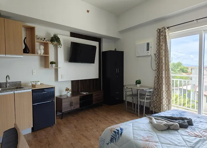 Cozy Staycation Amani Grand Residences Near Cebu Airport With Pool & Gym , Free Wifi 3*